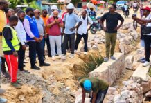 Voirie de Kisangani : sur le boulevard Lumumba, Trésor Botamba place les jeunes de Mangobo au cœur du contrôle citoyen des travaux